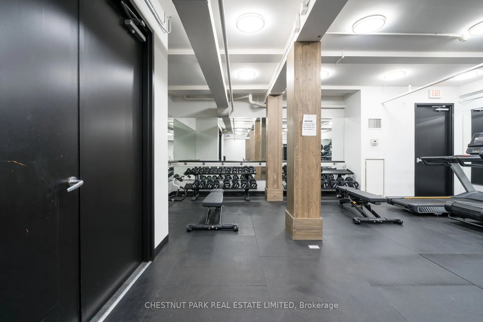 43 Hanna Avenue #401