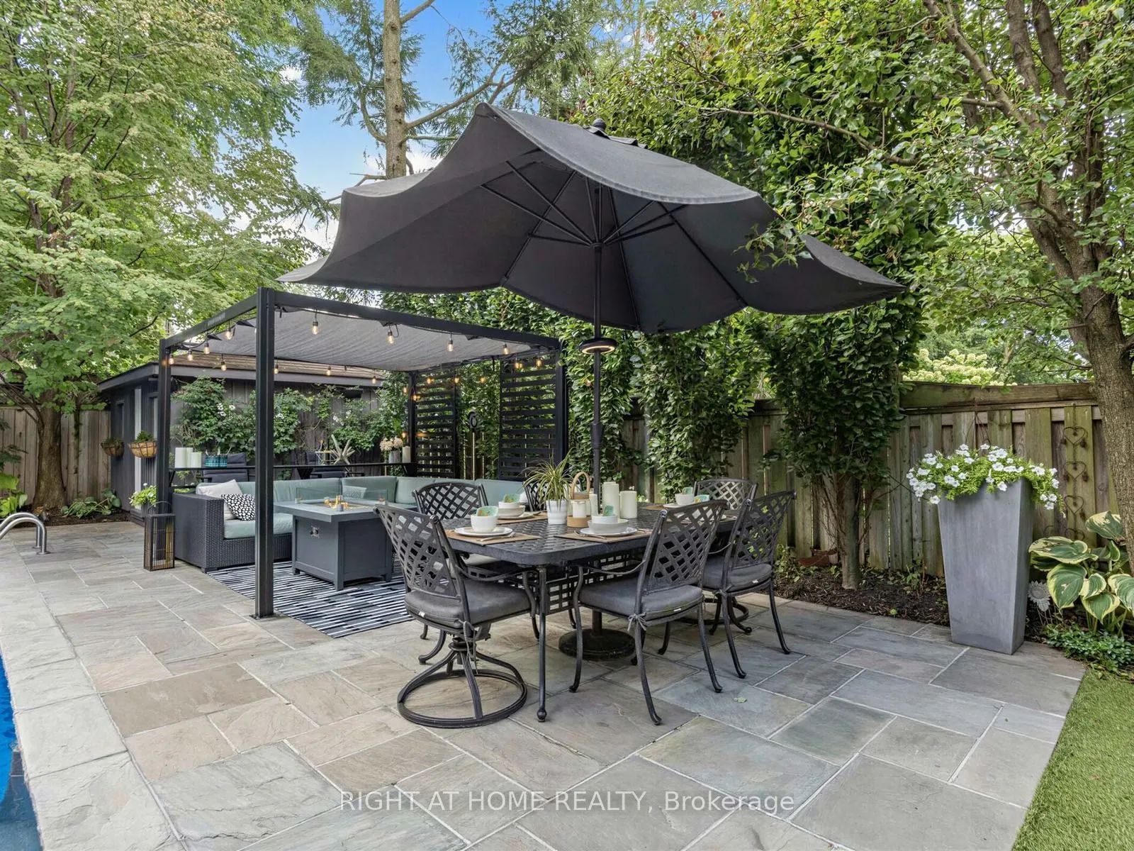 189 Stibbard Avenue