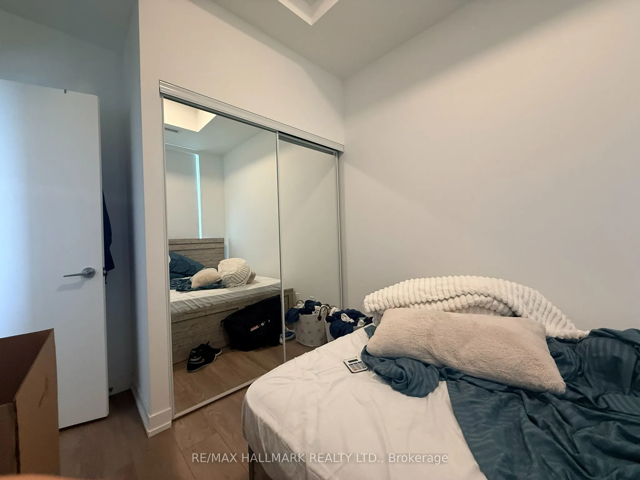 181 Sheppard Avenue E #810