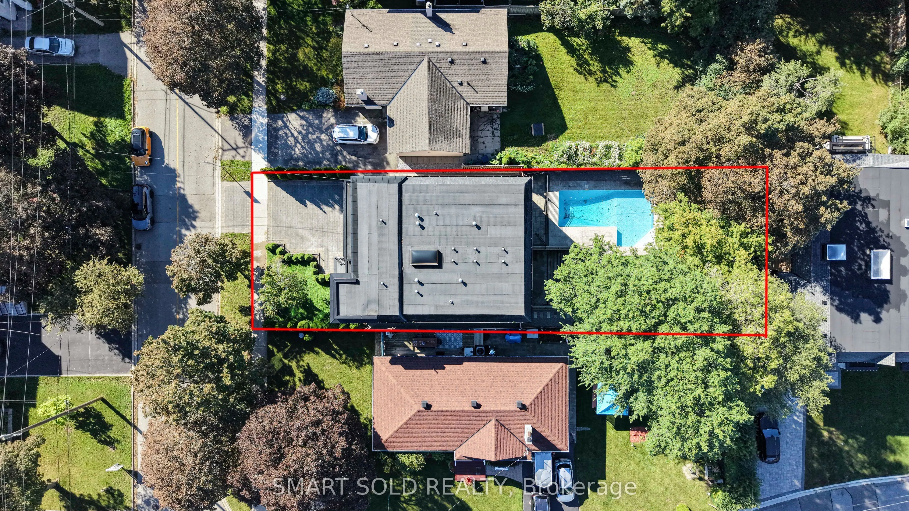 588 Conacher Drive