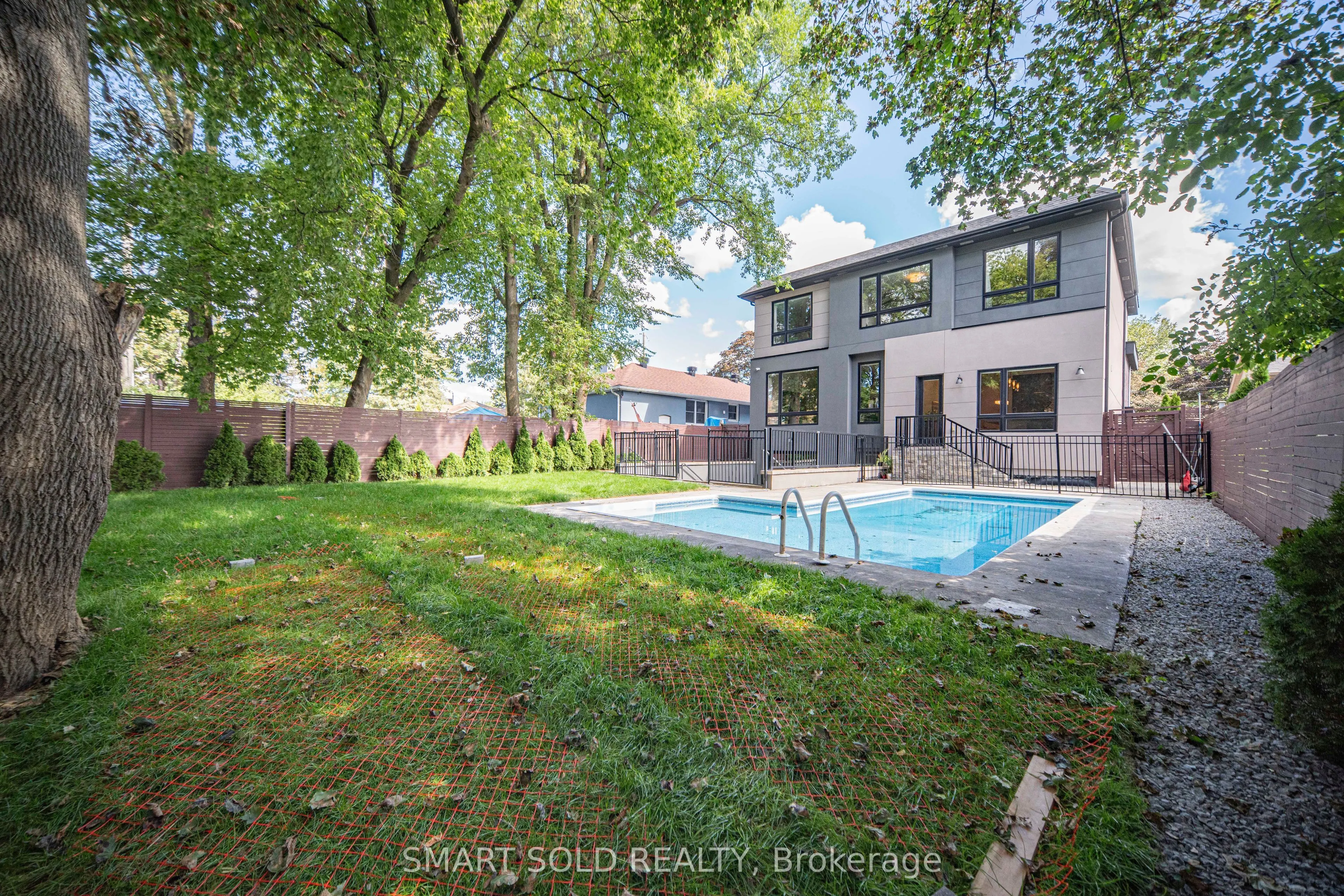 588 Conacher Drive