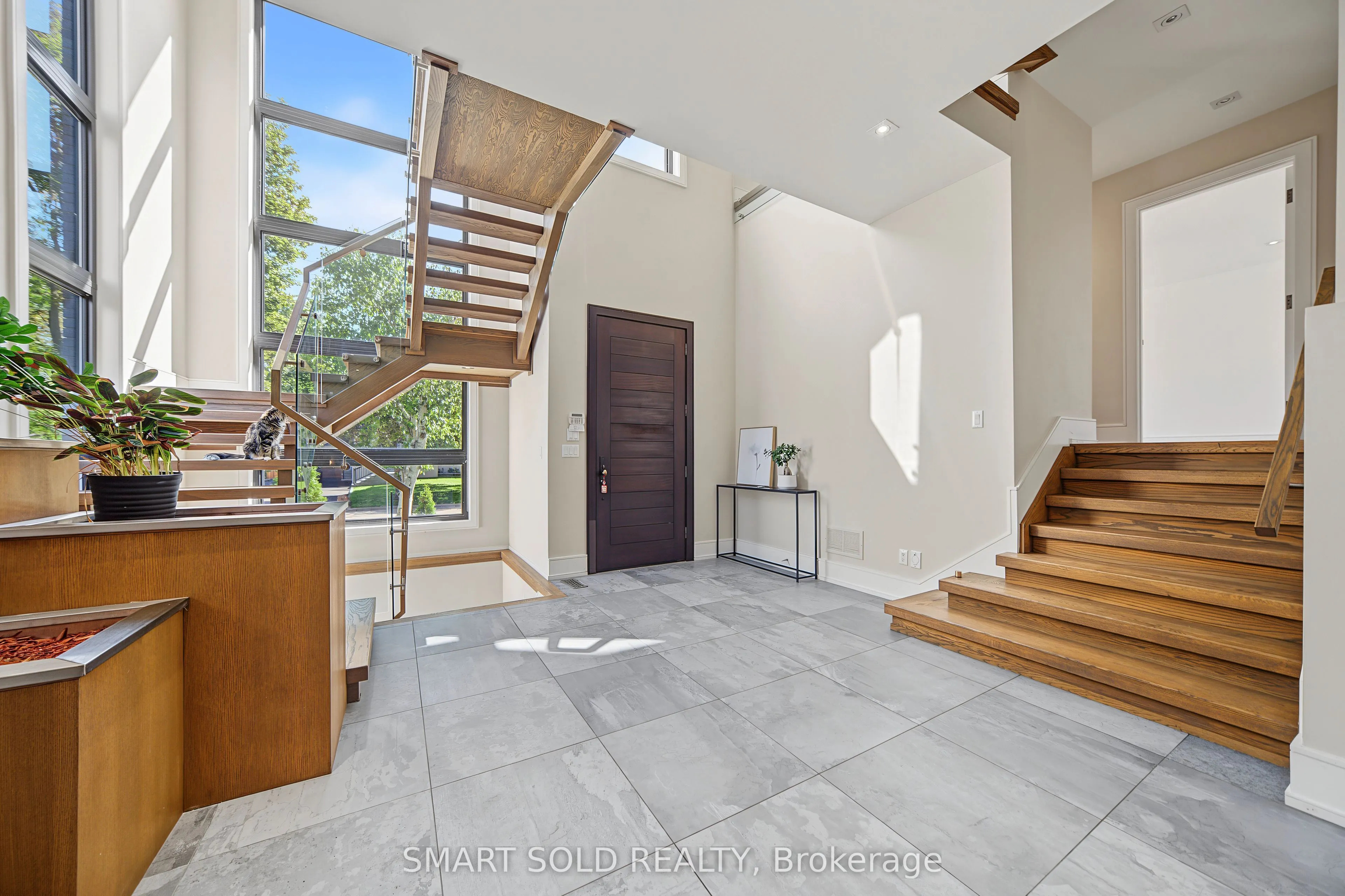 588 Conacher Drive