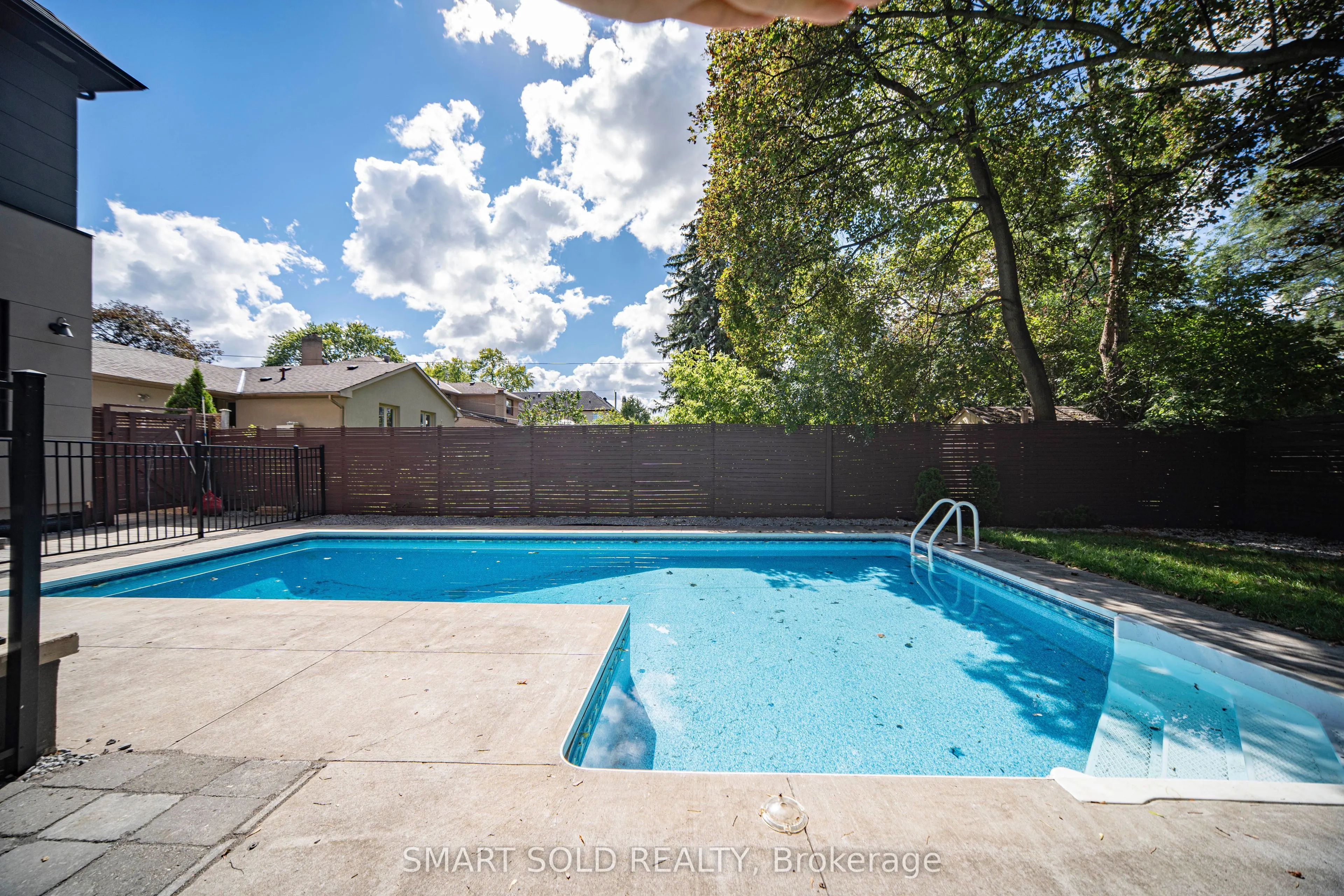 588 Conacher Drive
