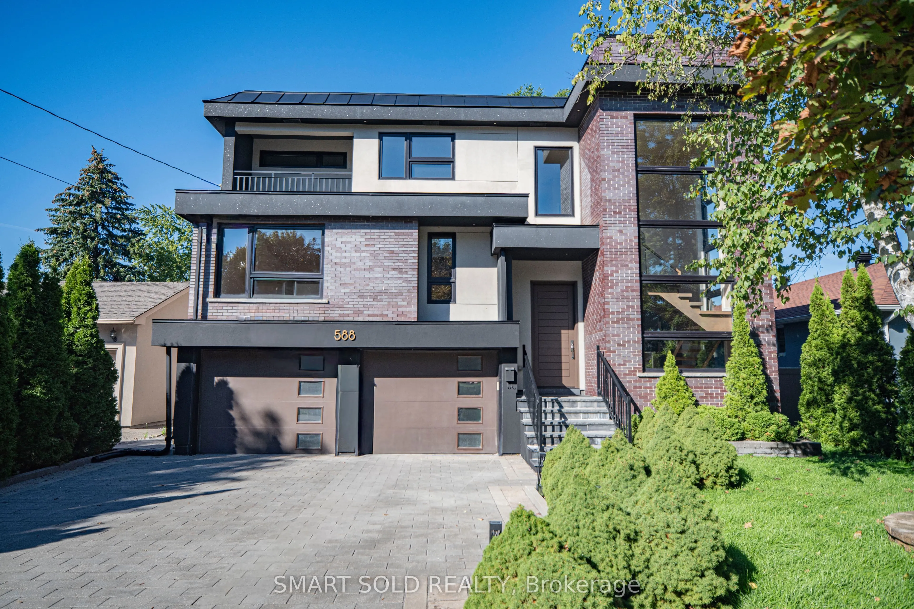588 Conacher Drive