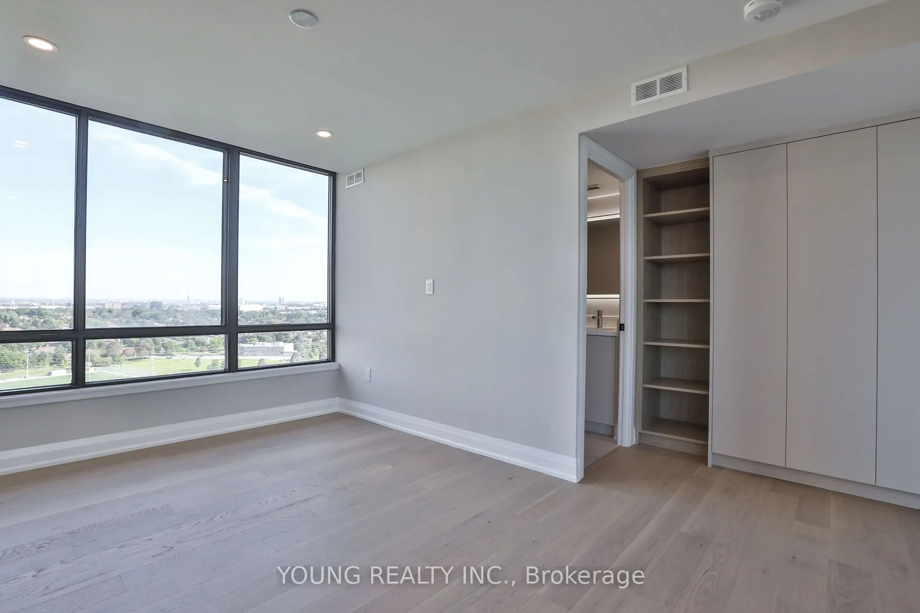 65 Skymark Drive #1406