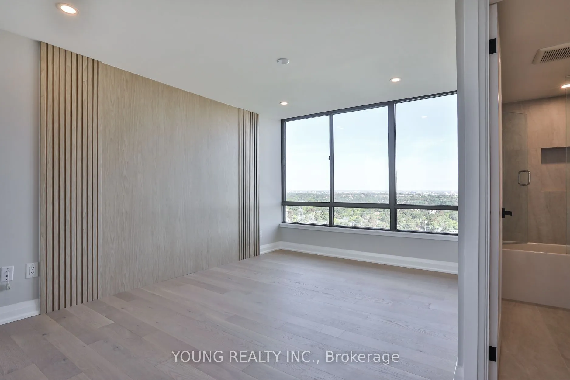 65 Skymark Drive #1406
