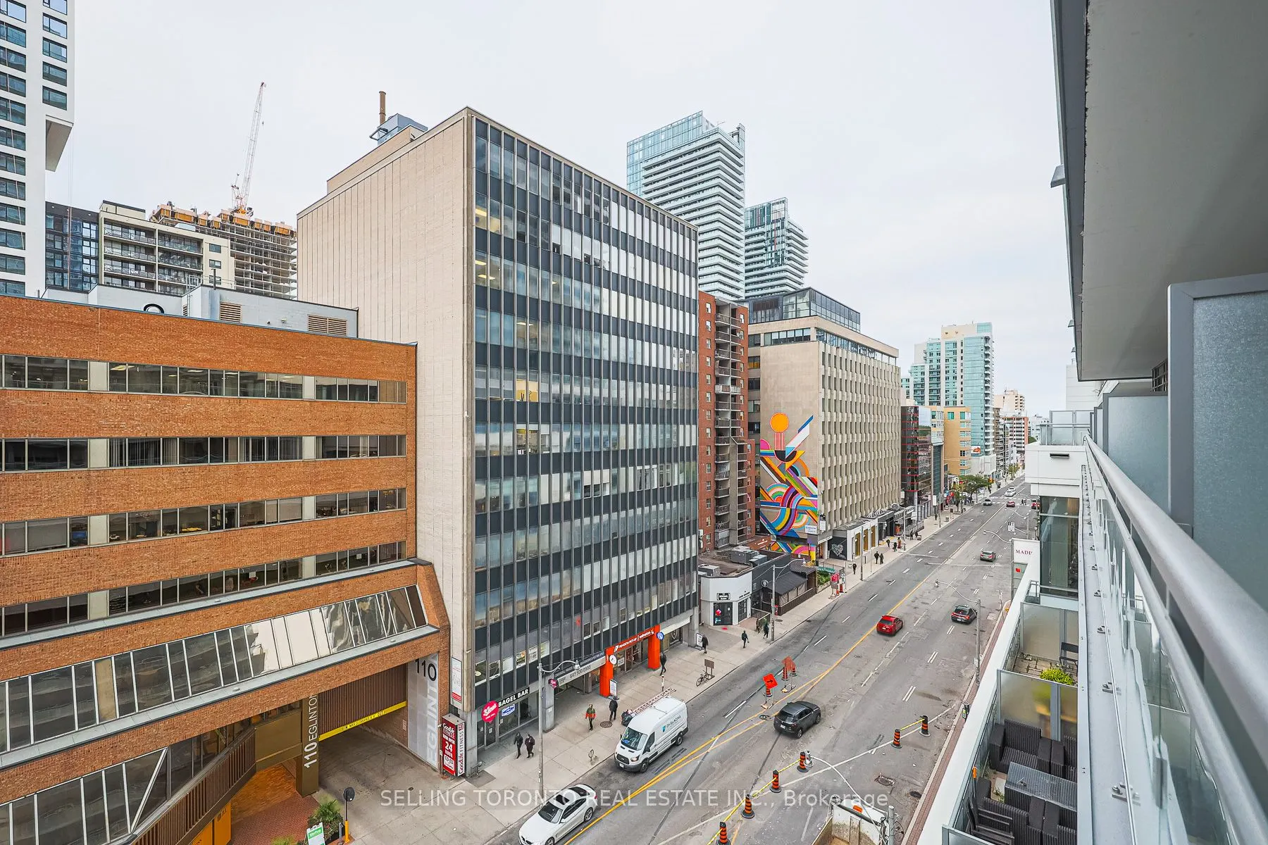 89 Dunfield Avenue #603