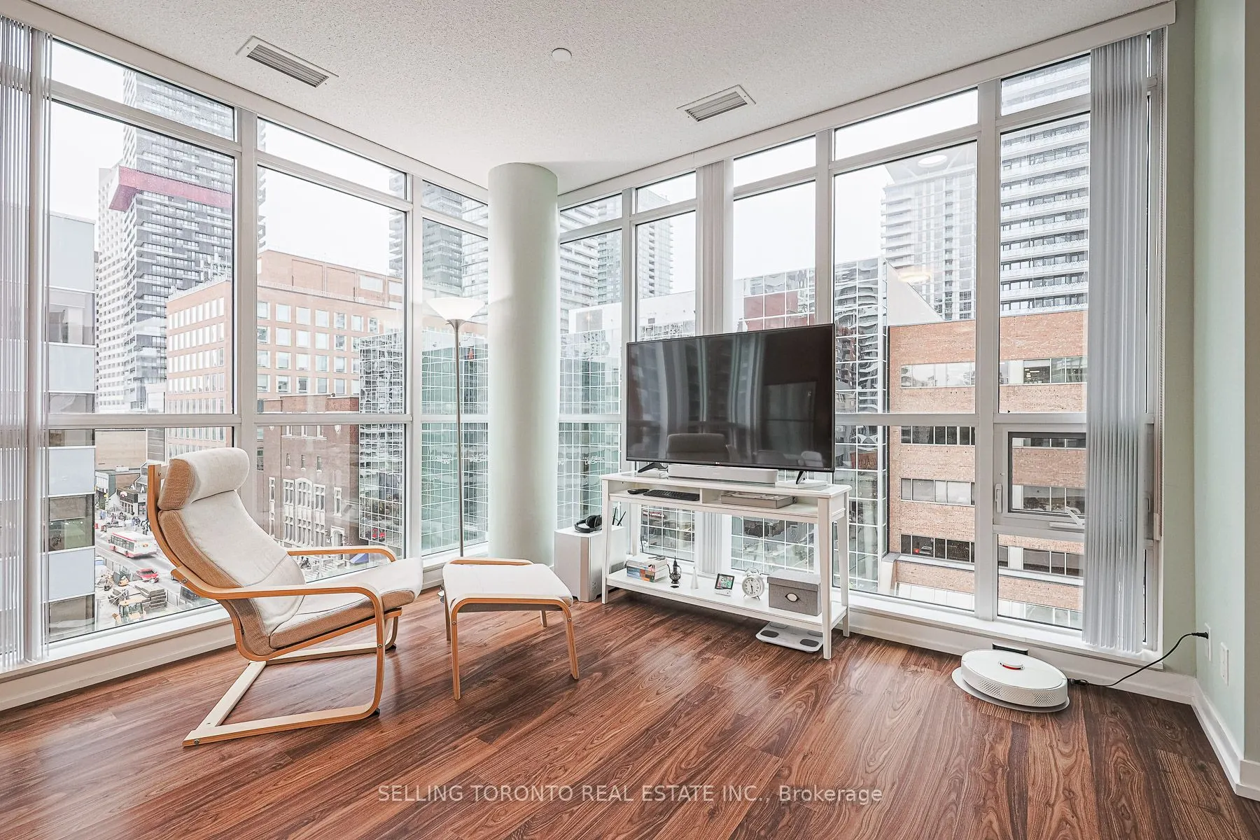 89 Dunfield Avenue #603