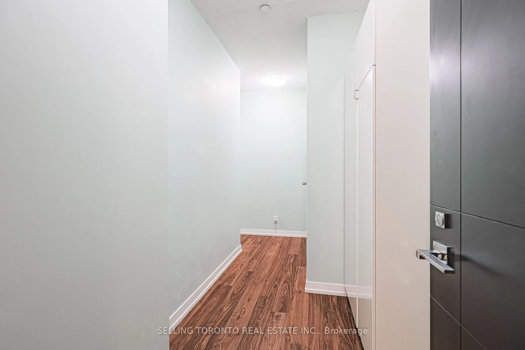 89 Dunfield Avenue #603