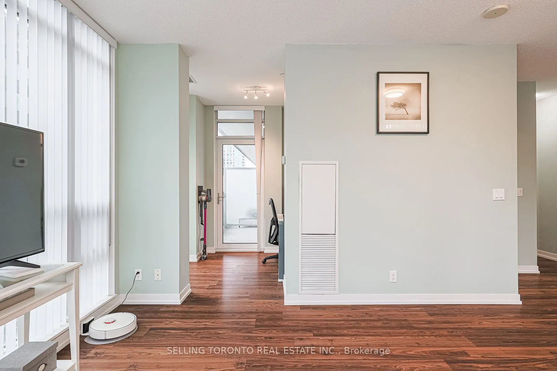89 Dunfield Avenue #603