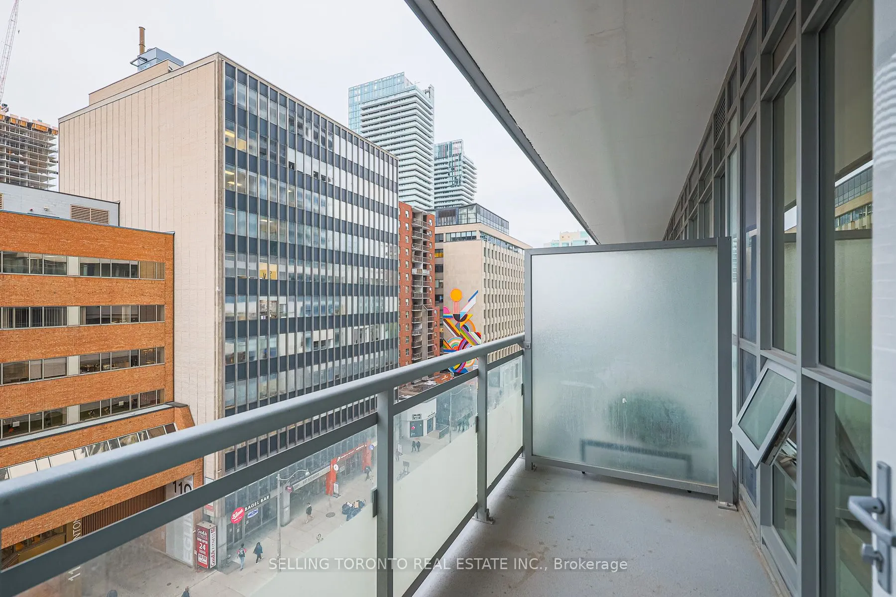 89 Dunfield Avenue #603