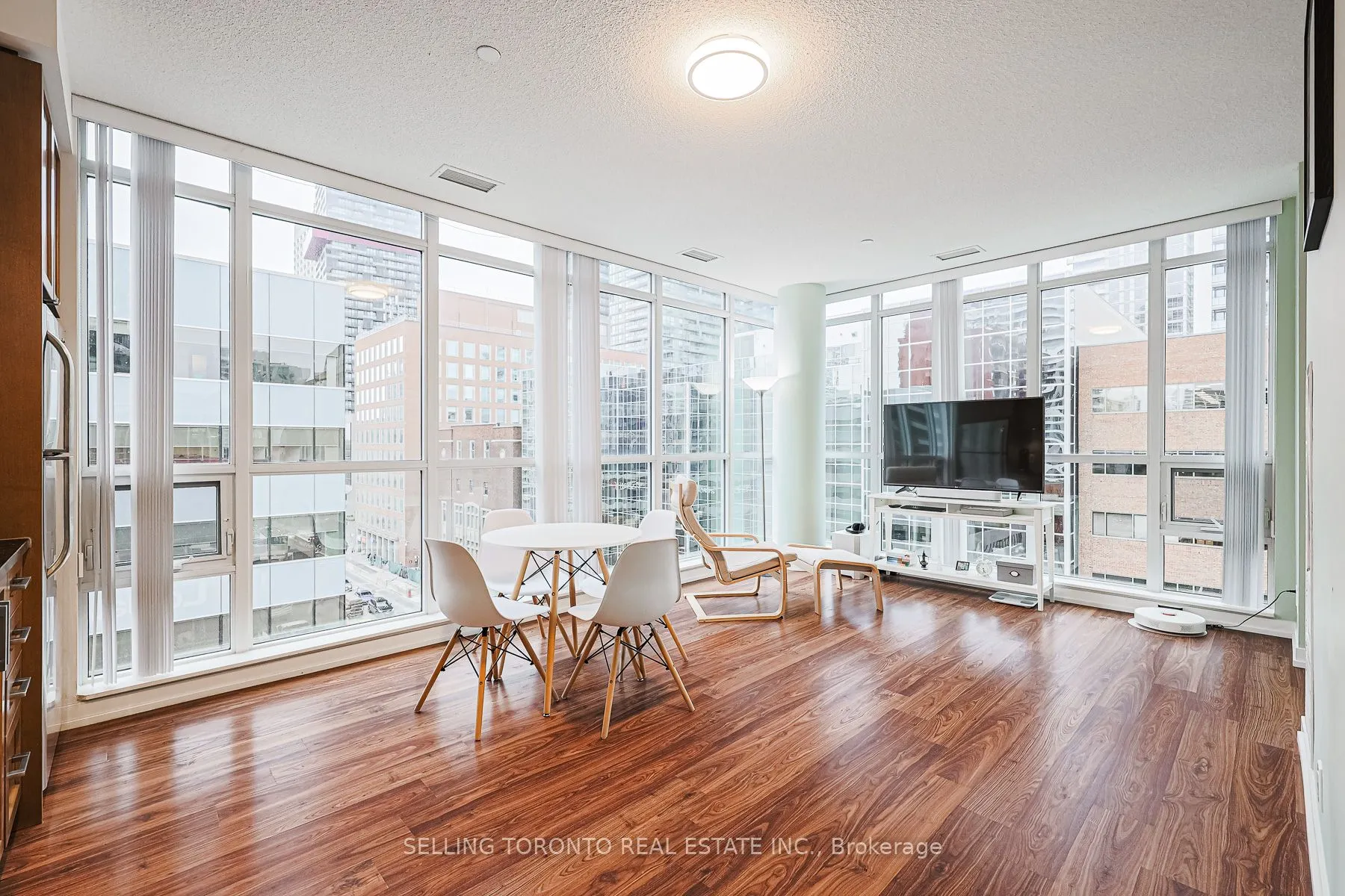 89 Dunfield Avenue #603