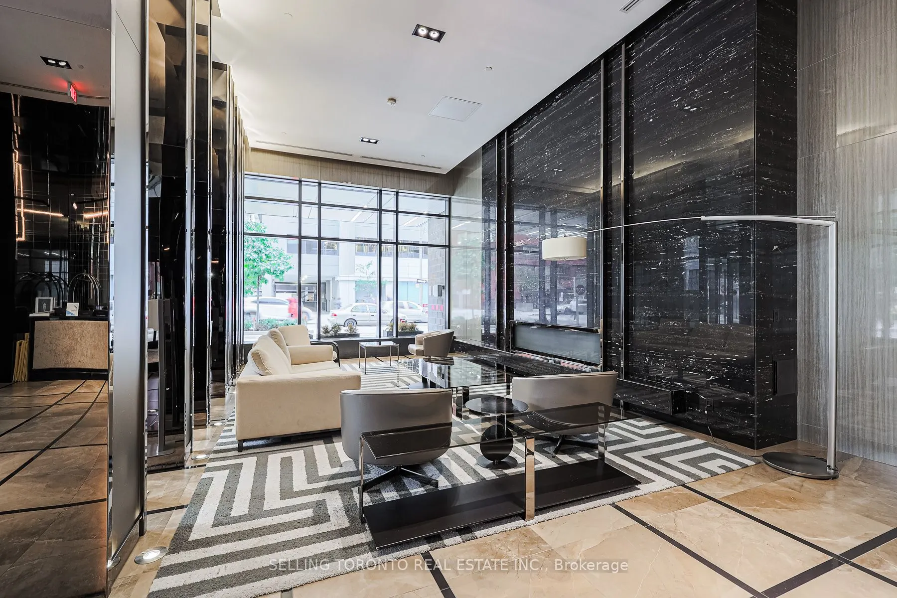 89 Dunfield Avenue #603