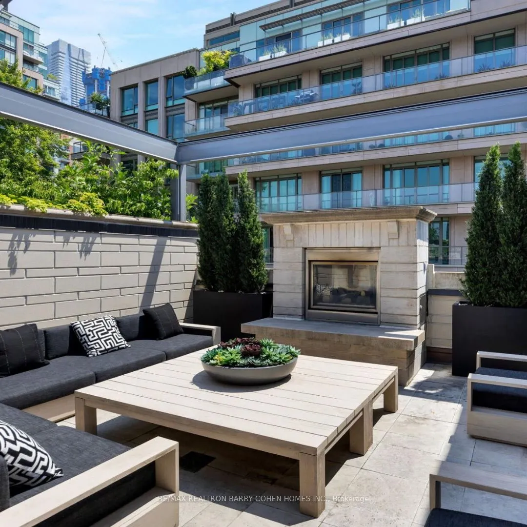 117 Scollard Street
