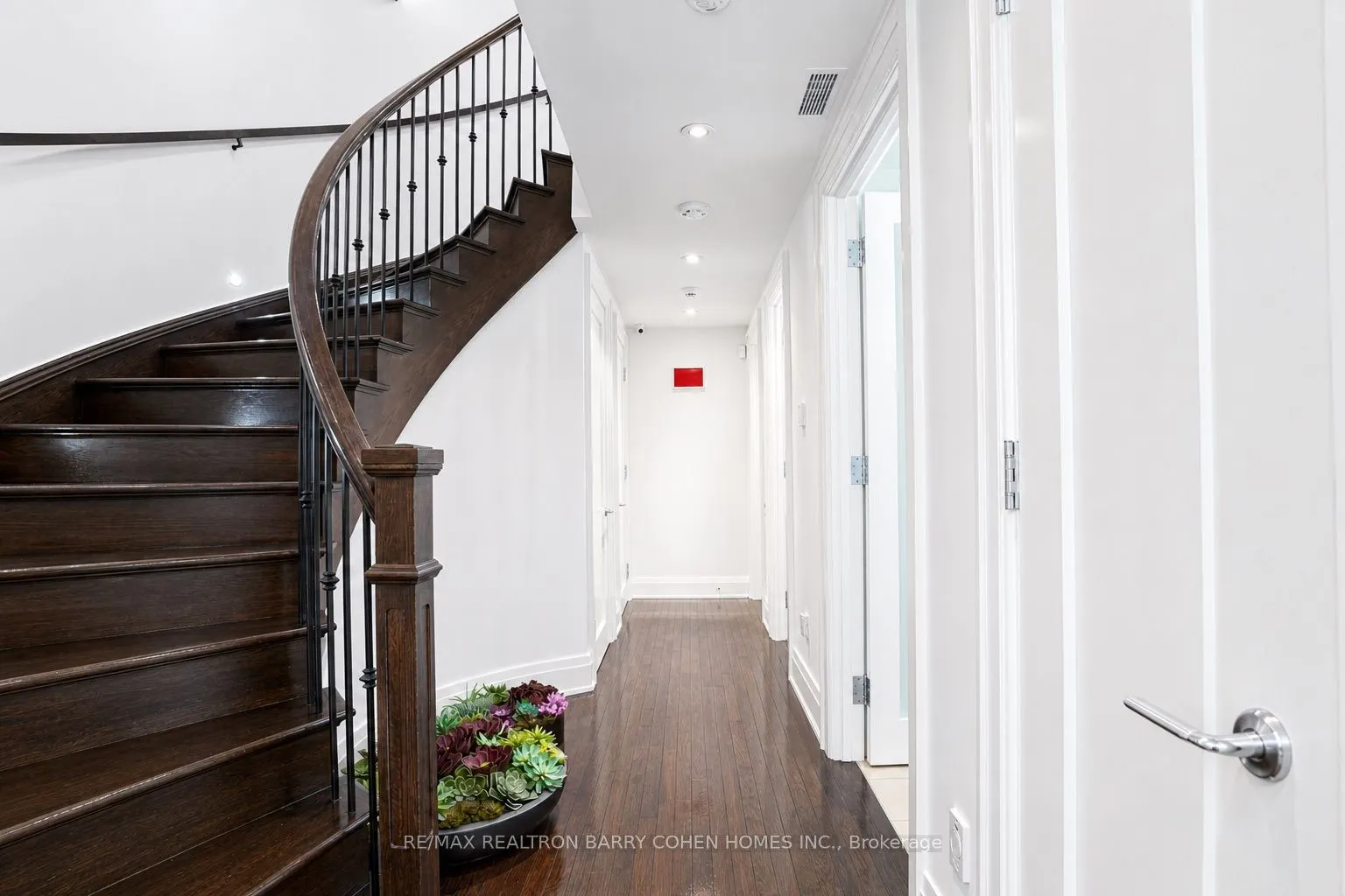 117 Scollard Street