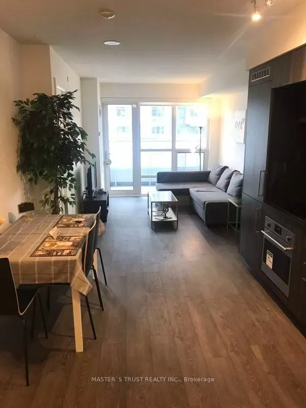 38 Cameron Street #401