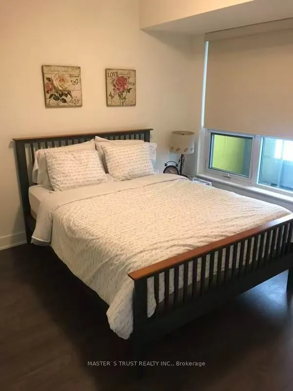 38 Cameron Street #401