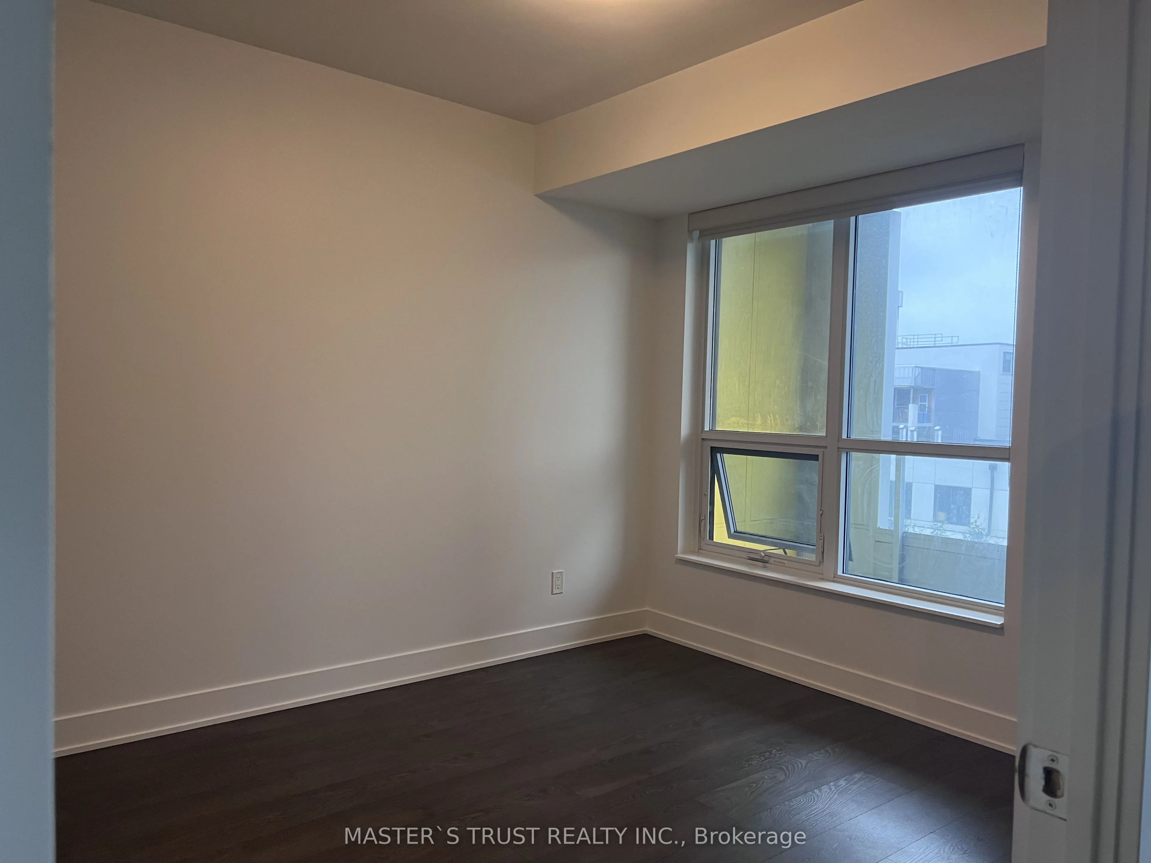 38 Cameron Street #401