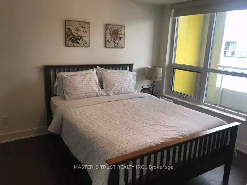 38 Cameron Street #401