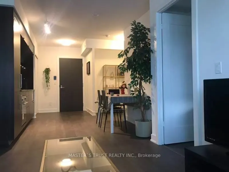 38 Cameron Street #401