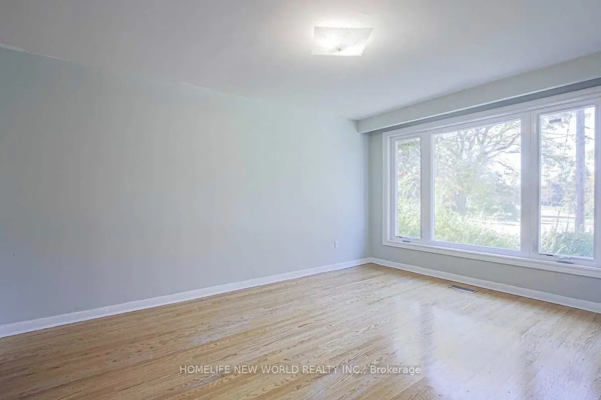 23 Chase Road