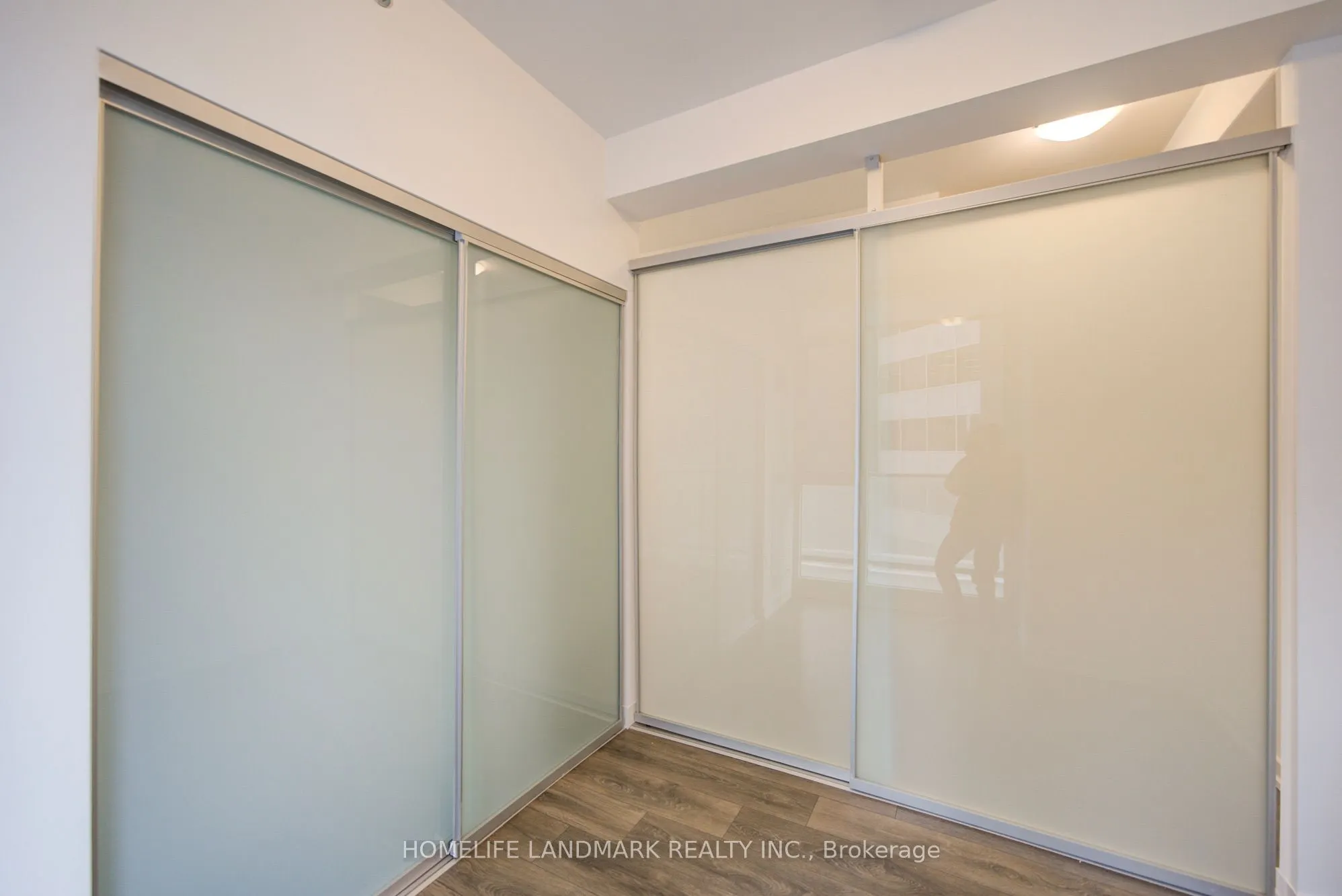 426 University Avenue #803
