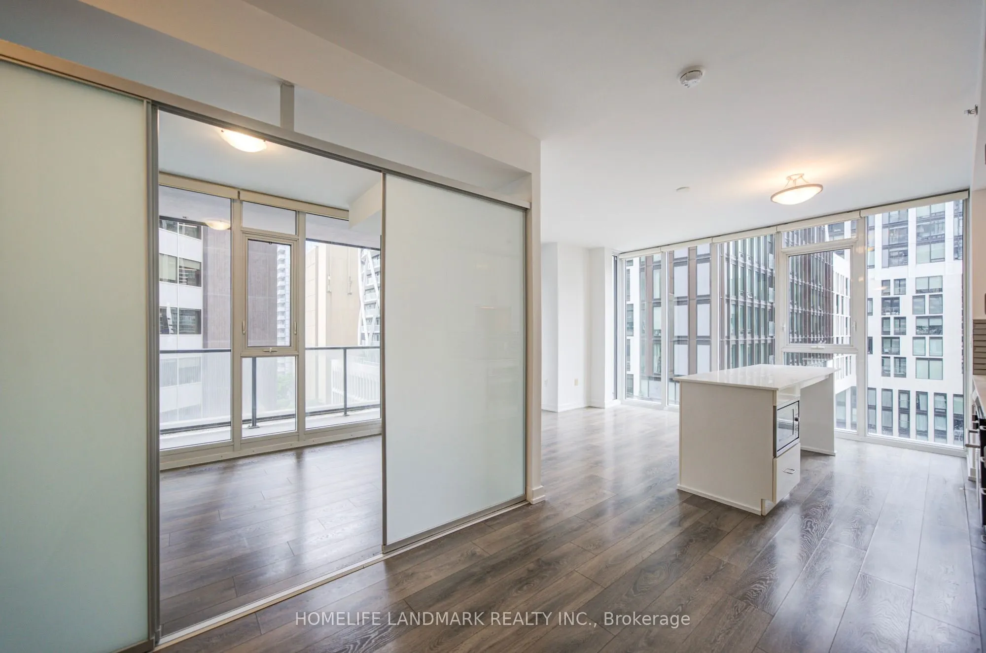 426 University Avenue #803
