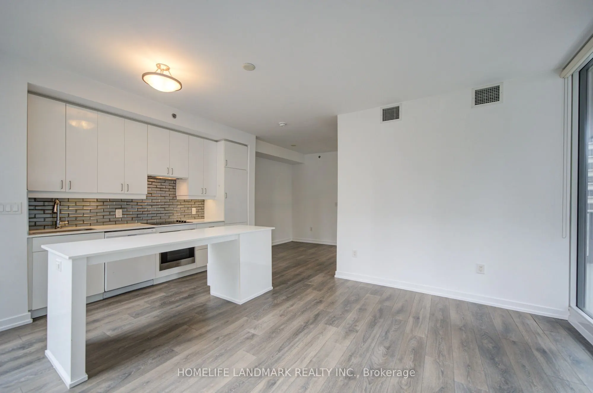 426 University Avenue #803