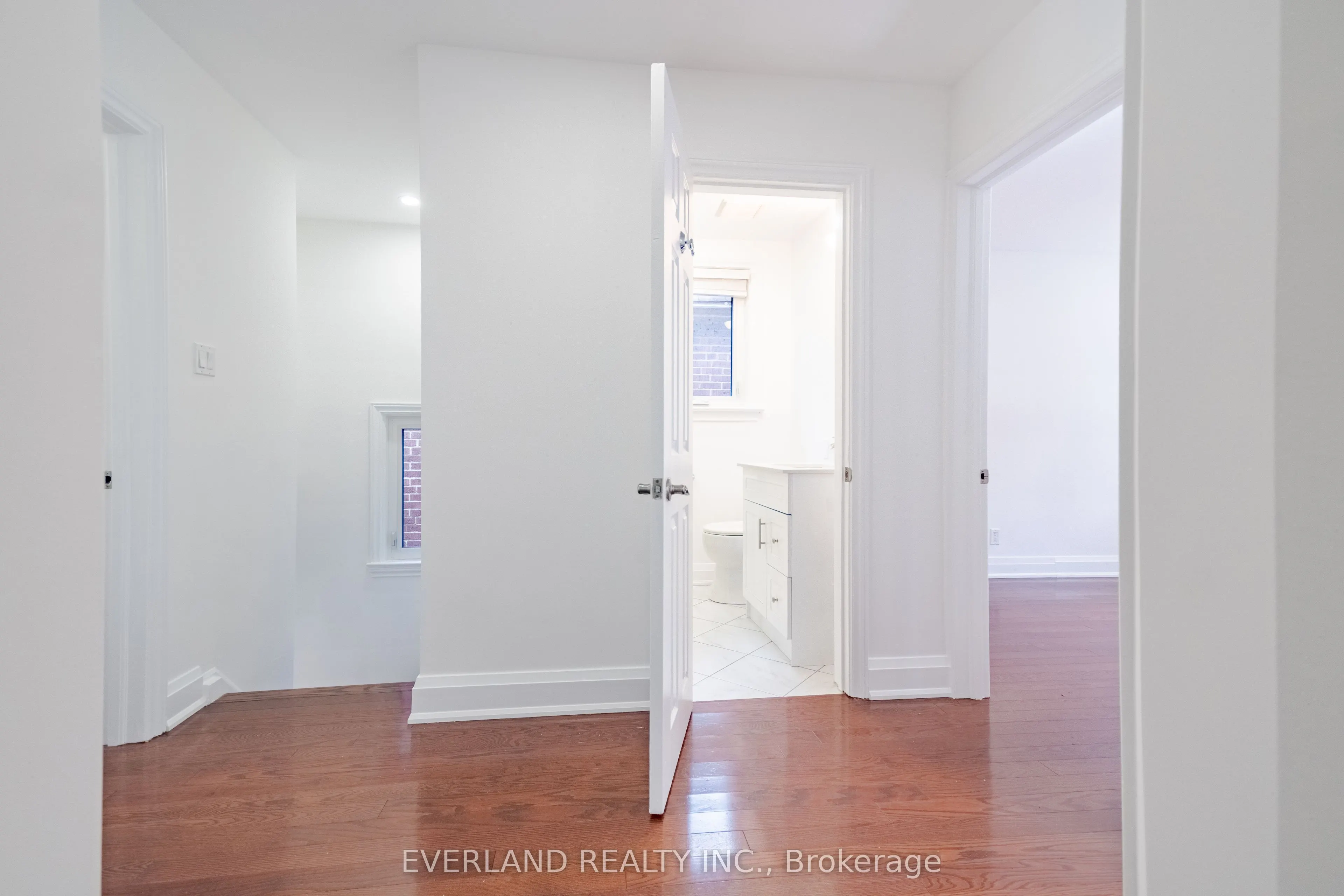 351 Lawrence Avenue W