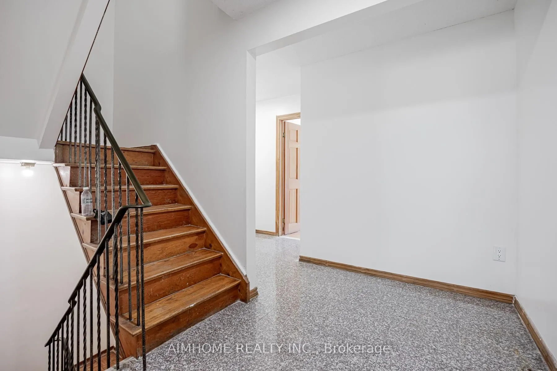 144 Wolseley Street #2B