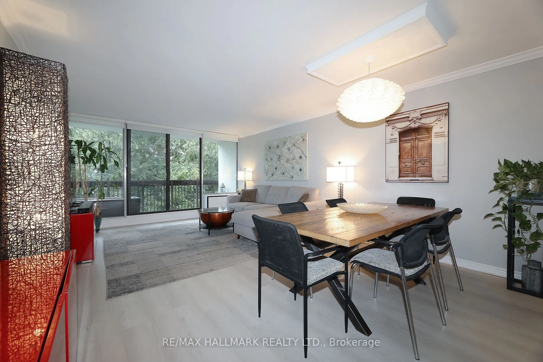 20 Fashion Roseway #415