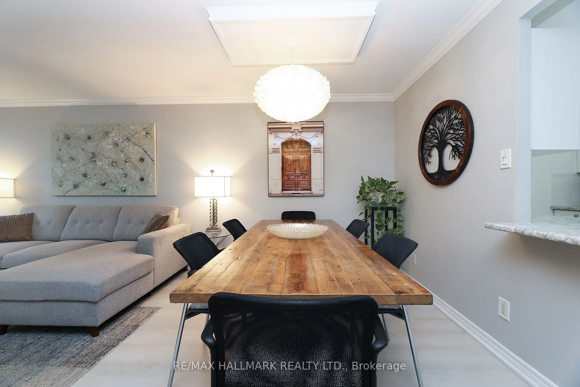 20 Fashion Roseway #415