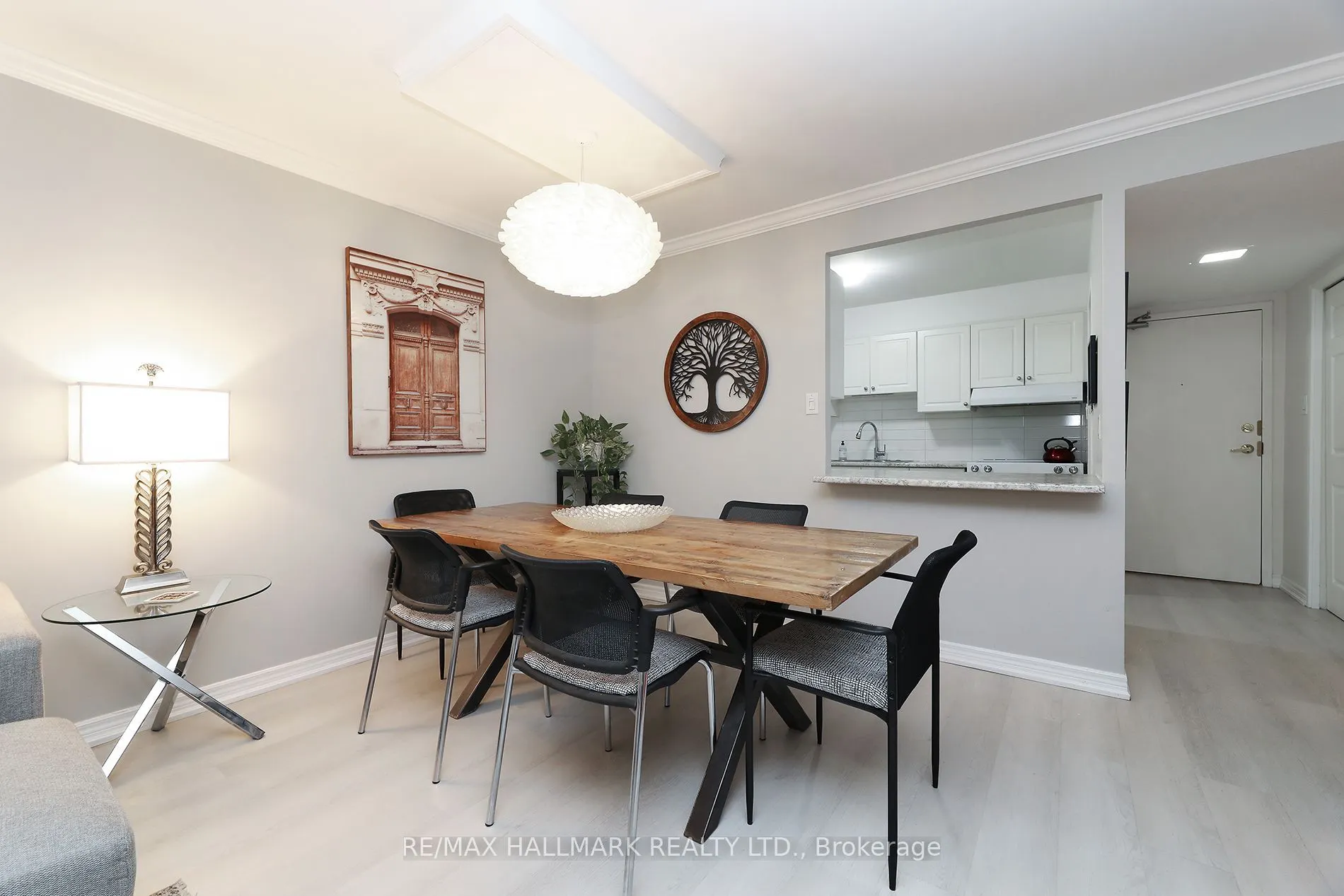 20 Fashion Roseway #415