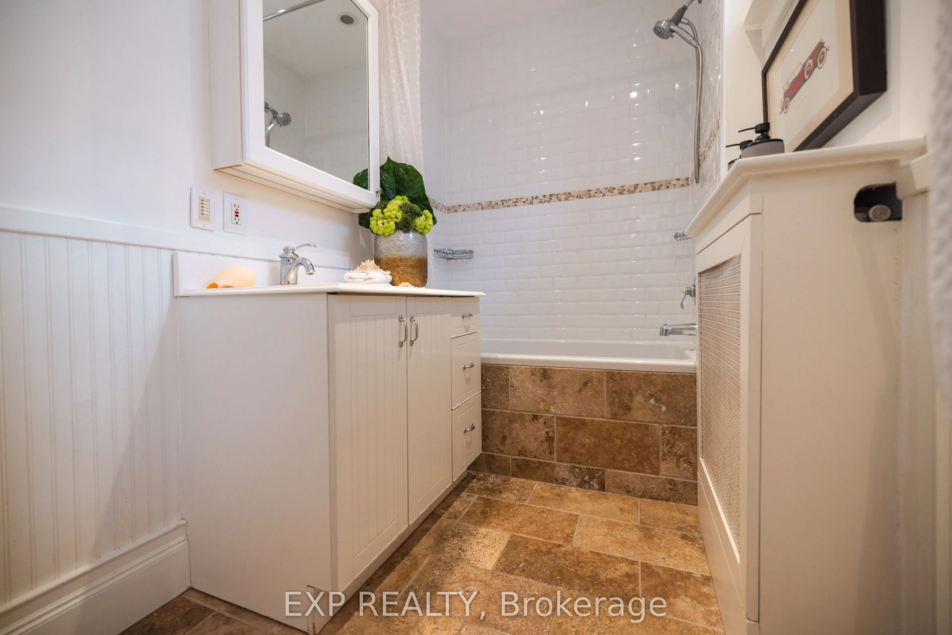 86 Willowbank Boulevard