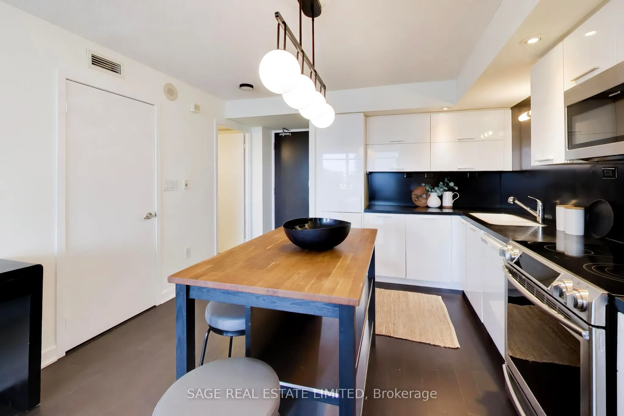 25 Capreol Court #2205