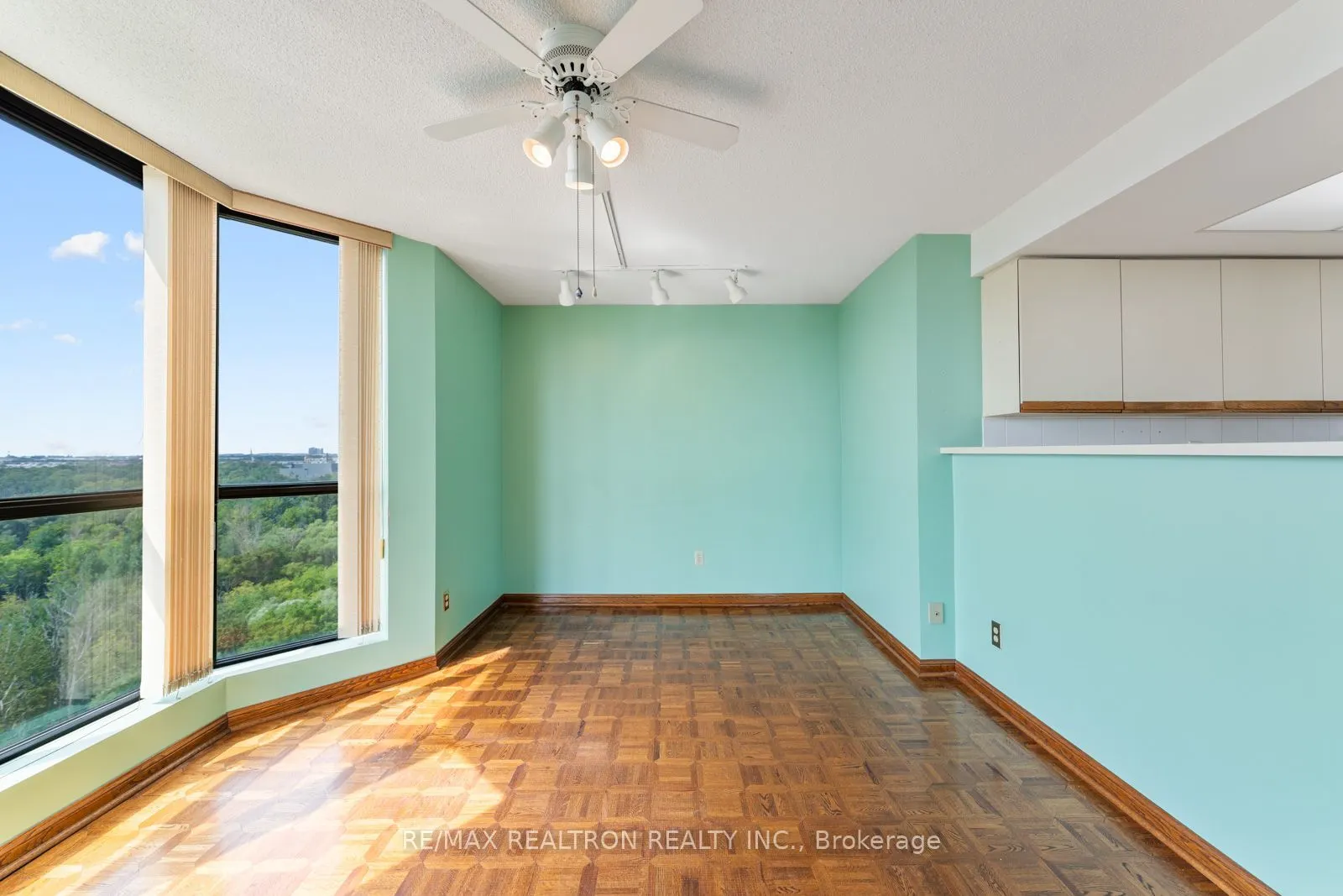 131 Torresdale Avenue ##1402