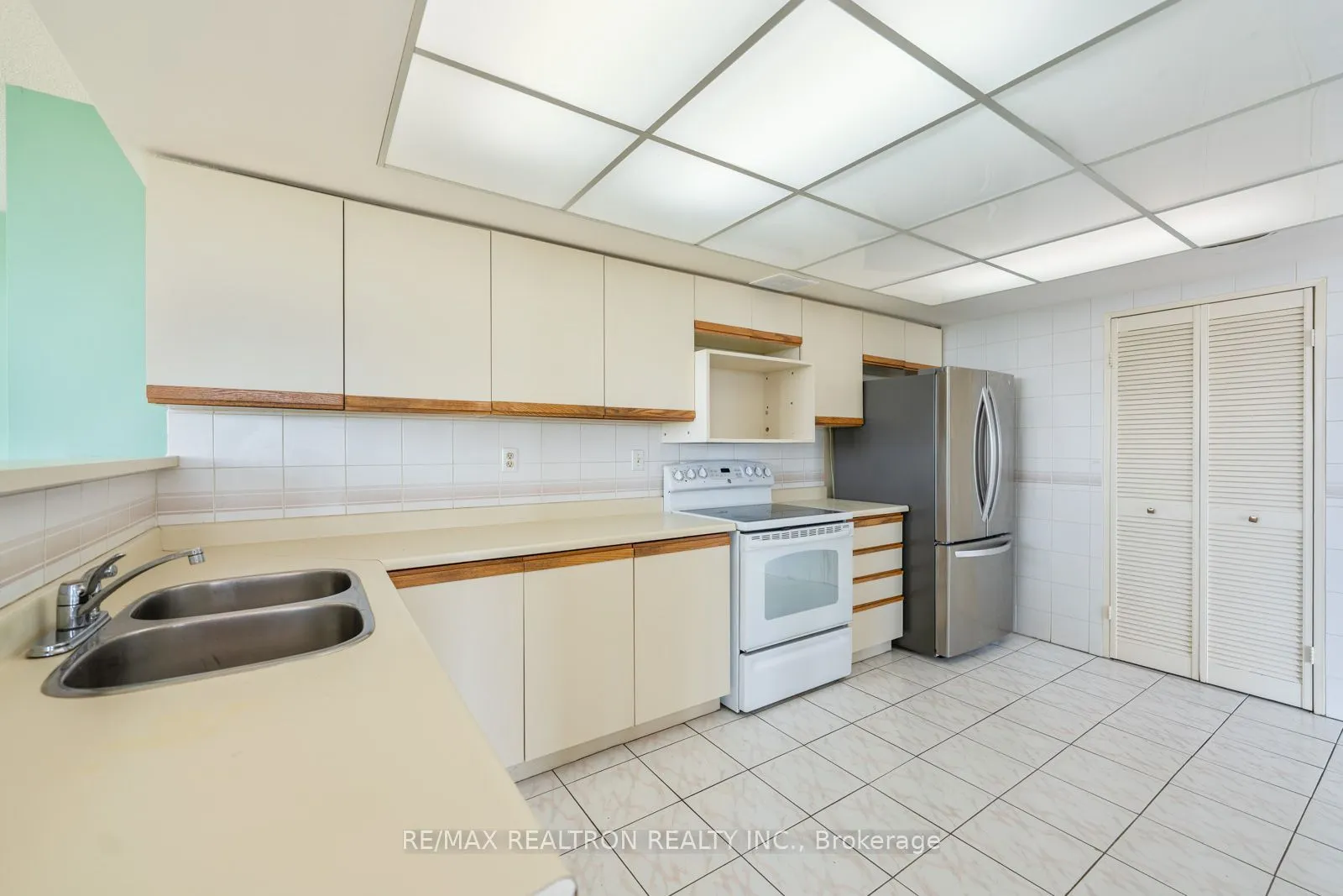 131 Torresdale Avenue ##1402