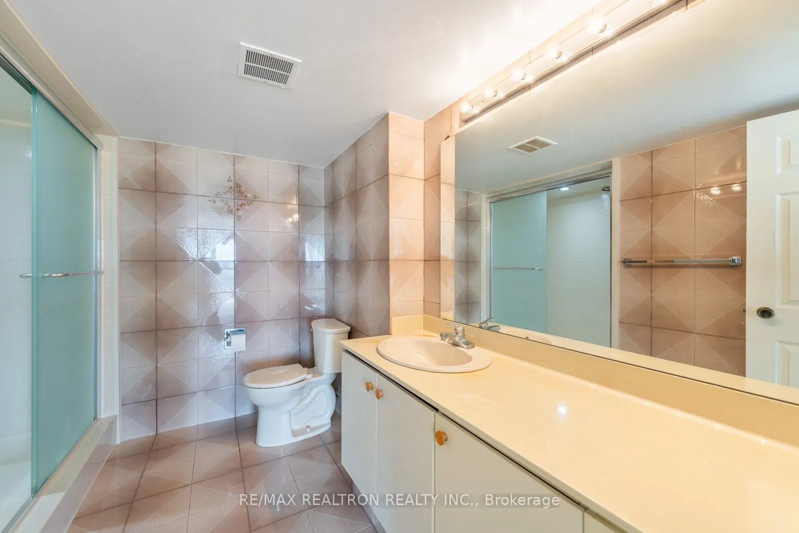 131 Torresdale Avenue ##1402