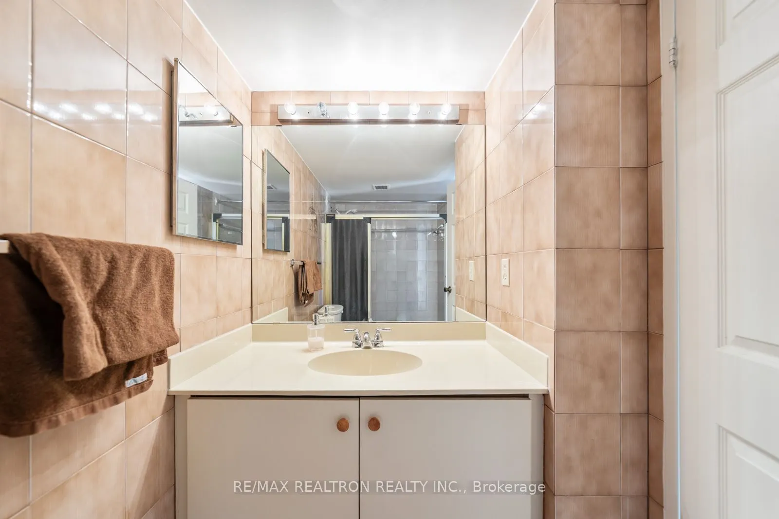131 Torresdale Avenue ##1402