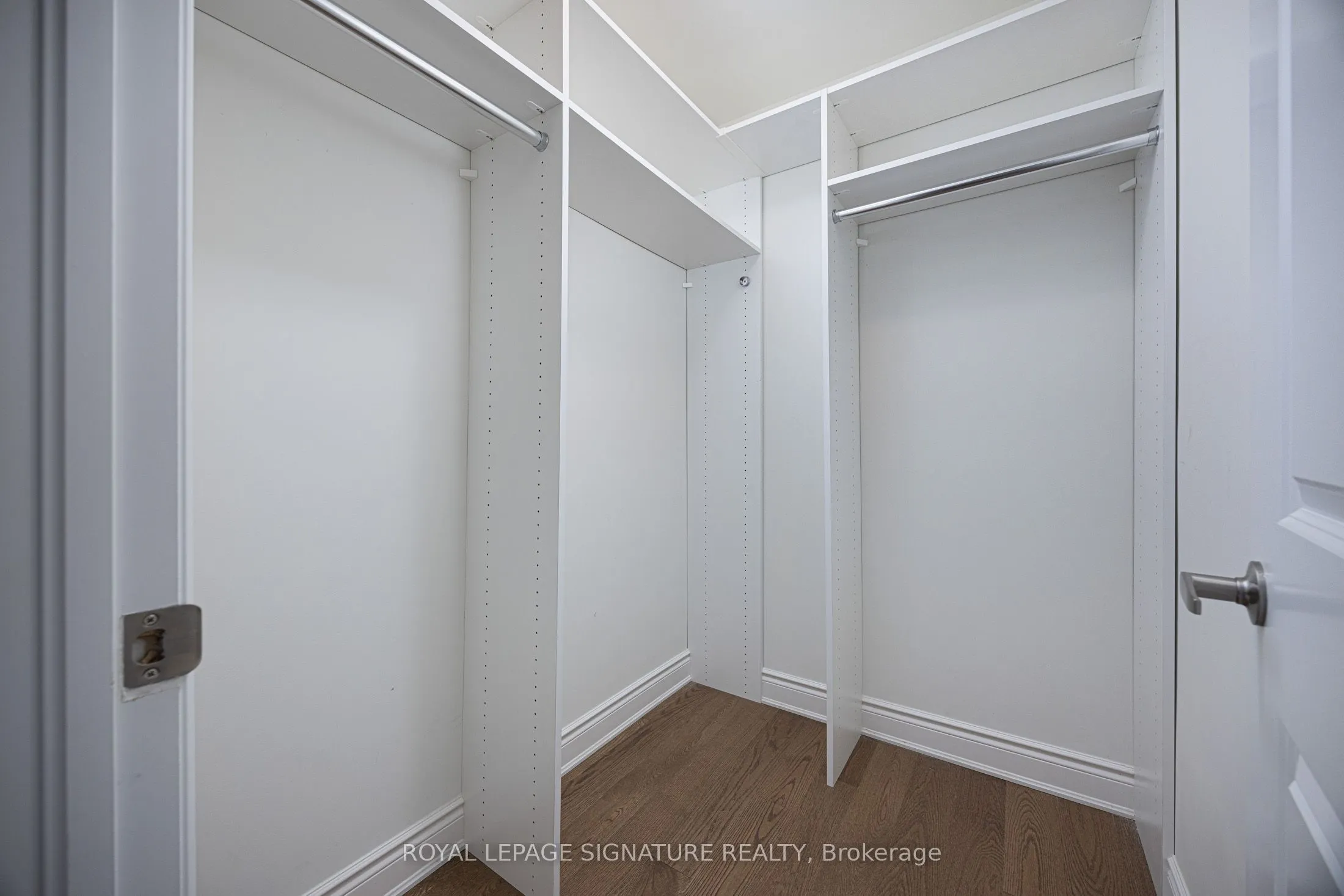 19 Hollyhock Court