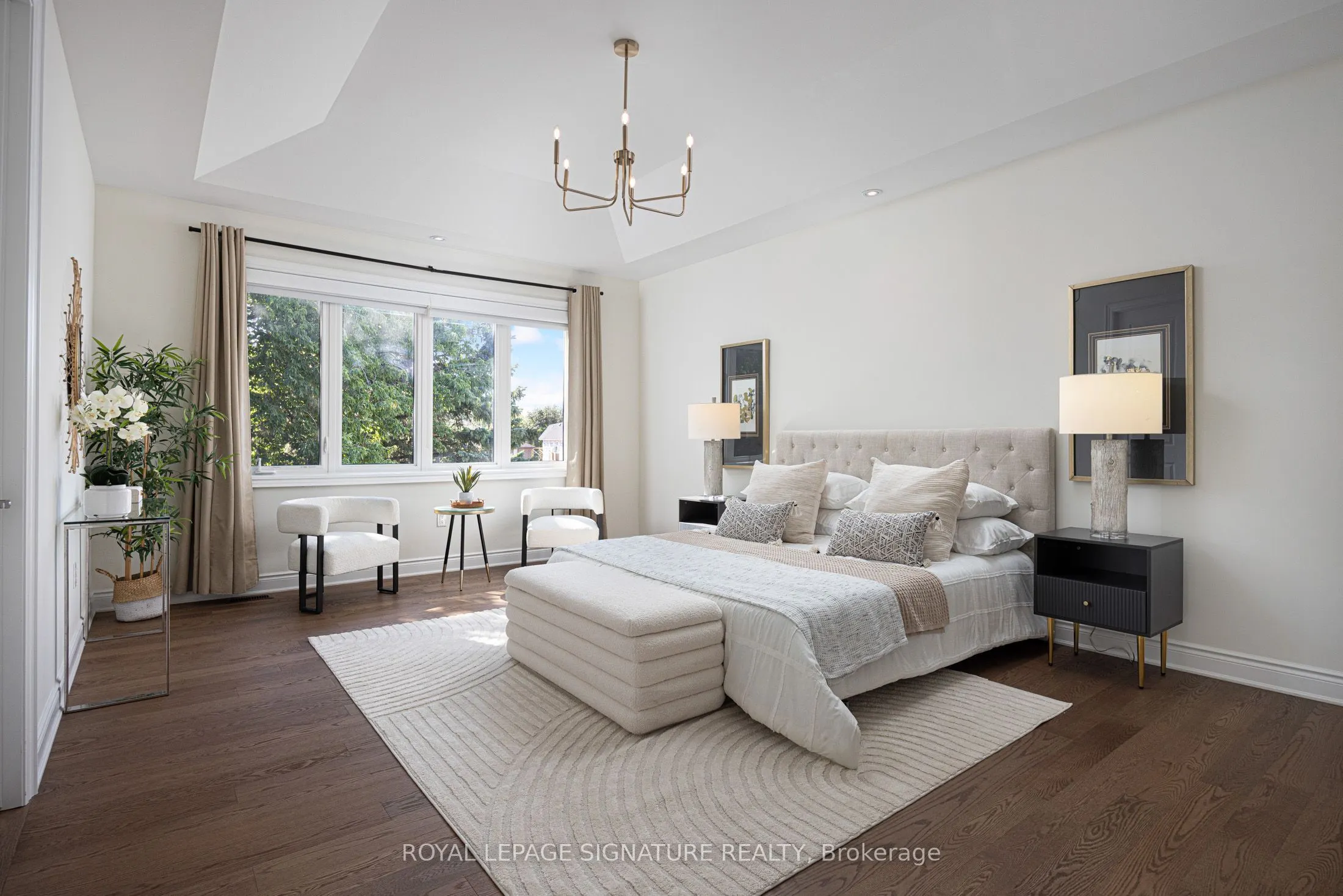 19 Hollyhock Court