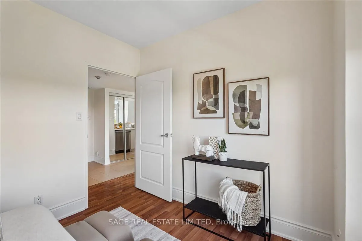 97 Lawton Boulevard #901