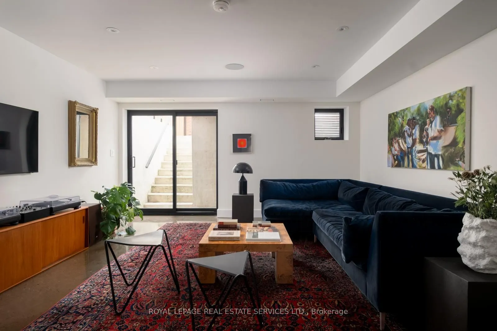 393A Arlington Avenue