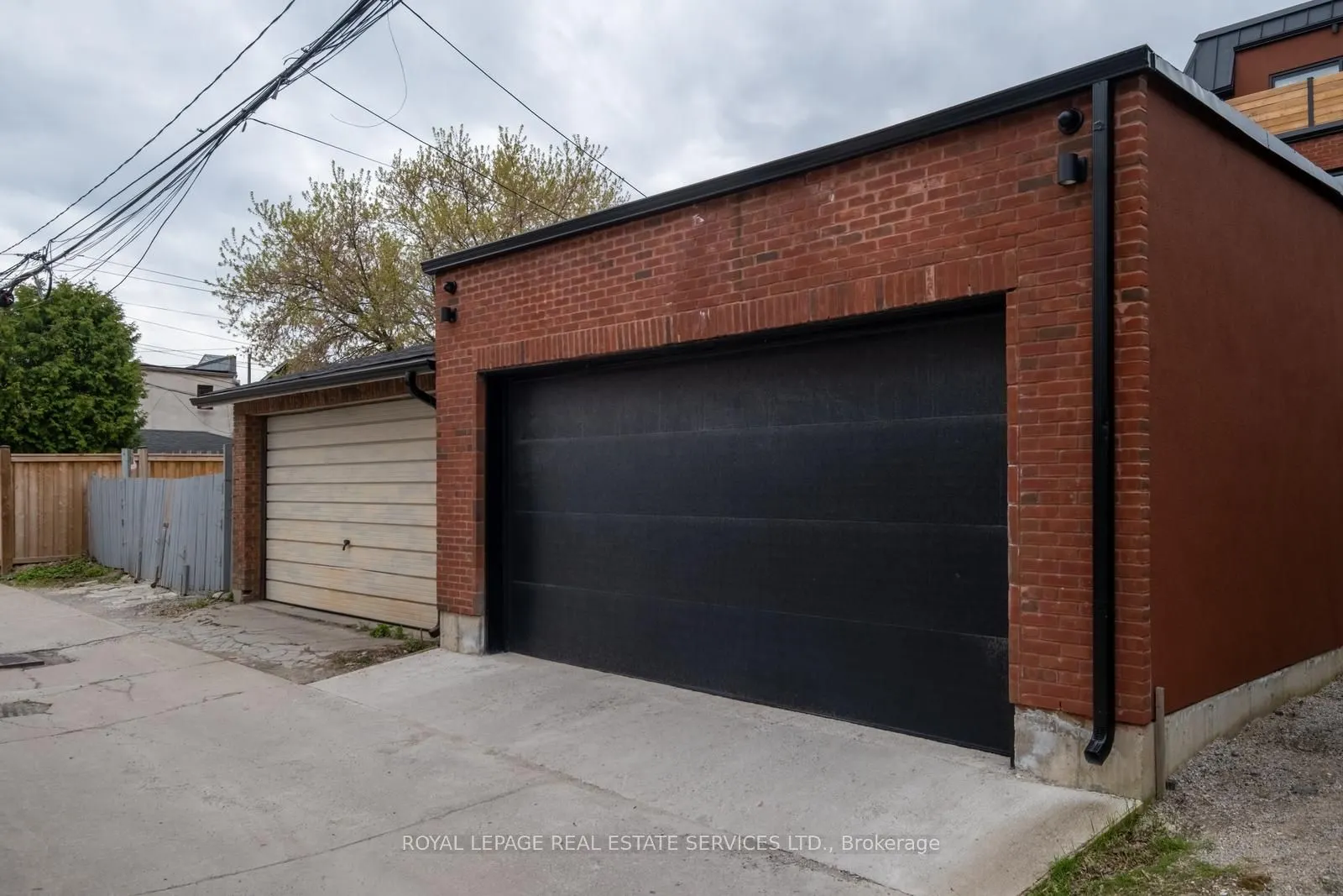 393A Arlington Avenue