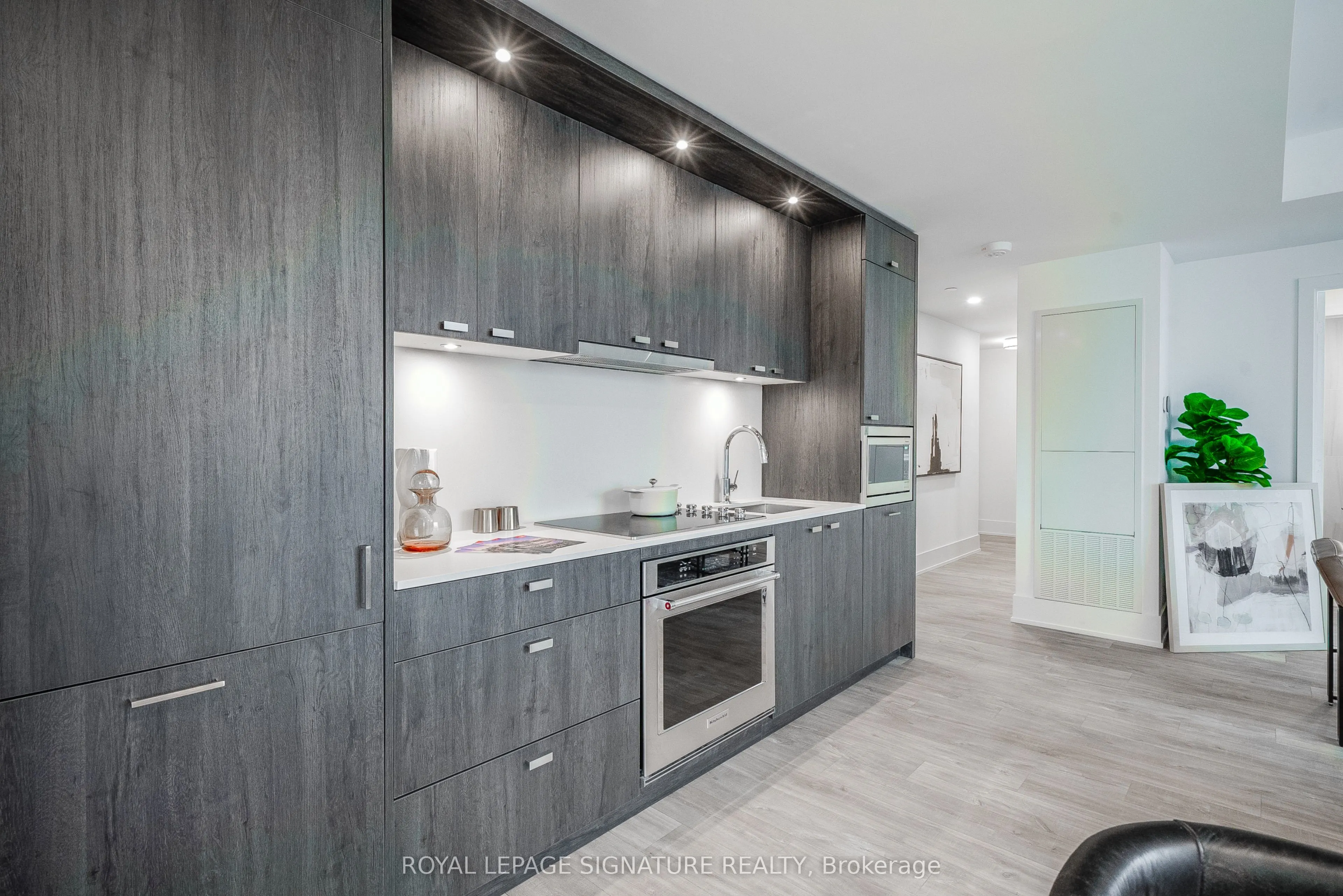 115 Denison Avenue #613