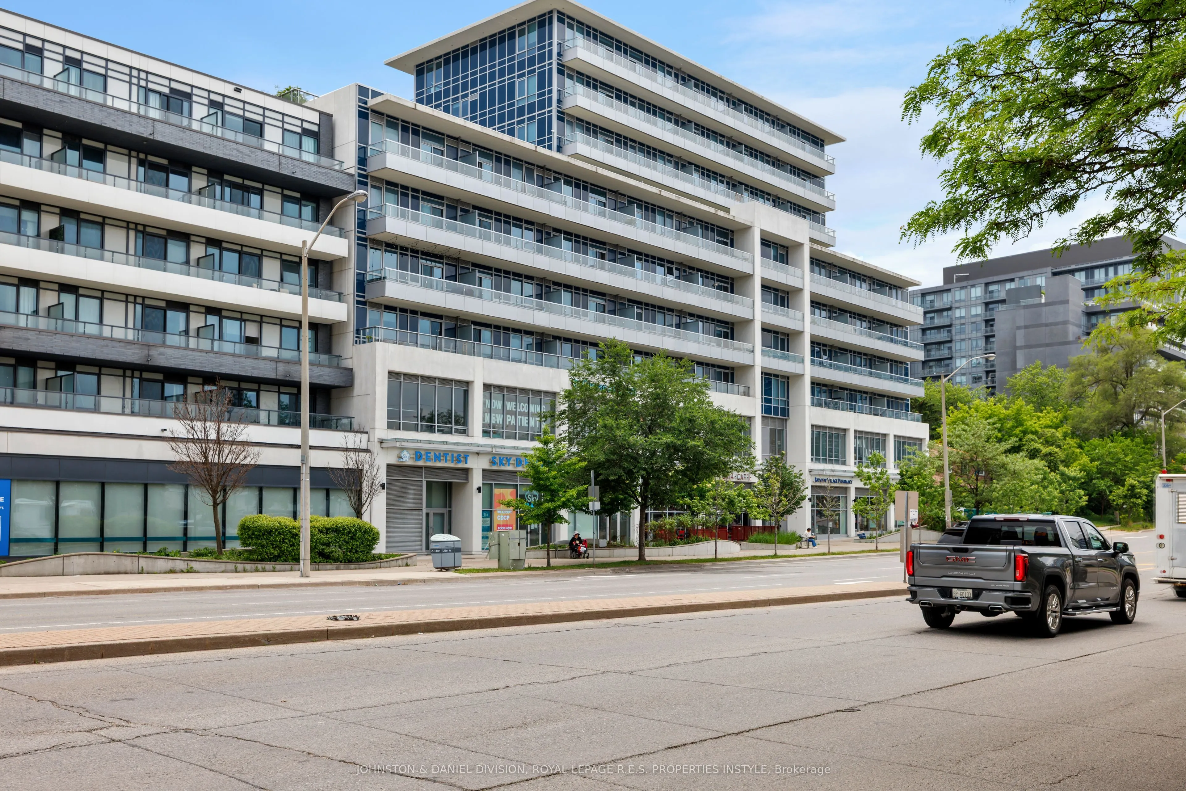 591 Sheppard Avenue E #327
