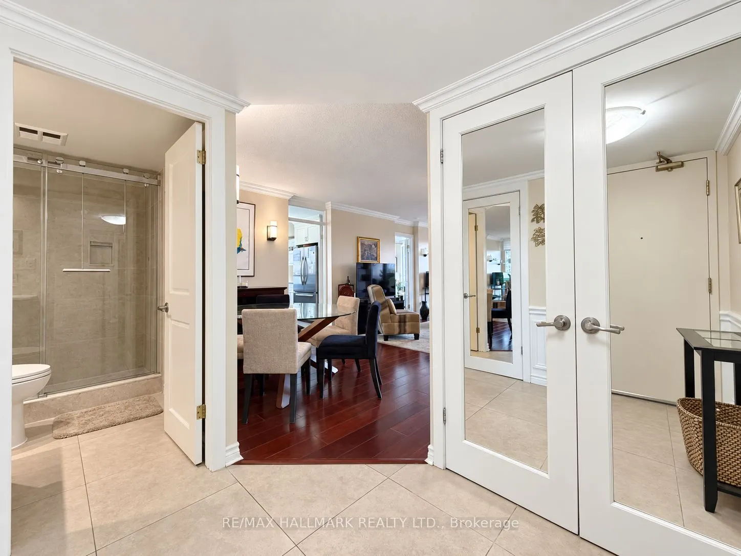 253 Merton Street #1006