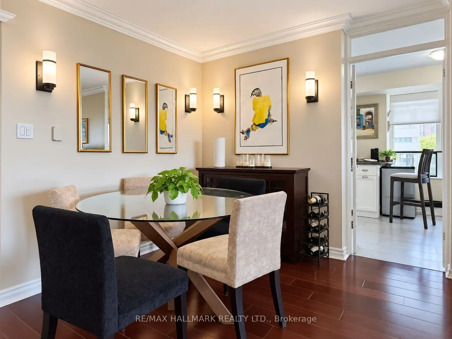 253 Merton Street #1006