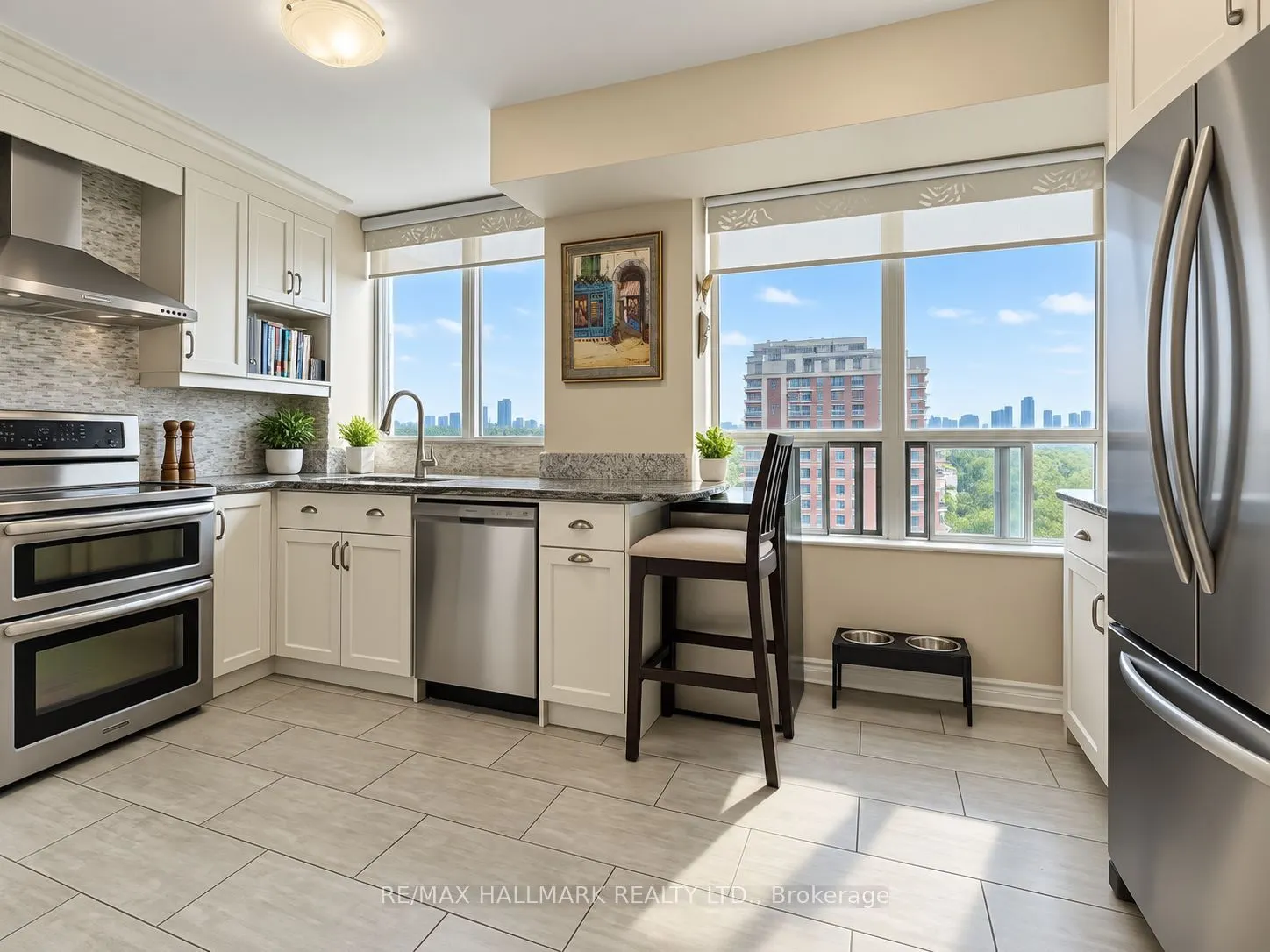 253 Merton Street #1006