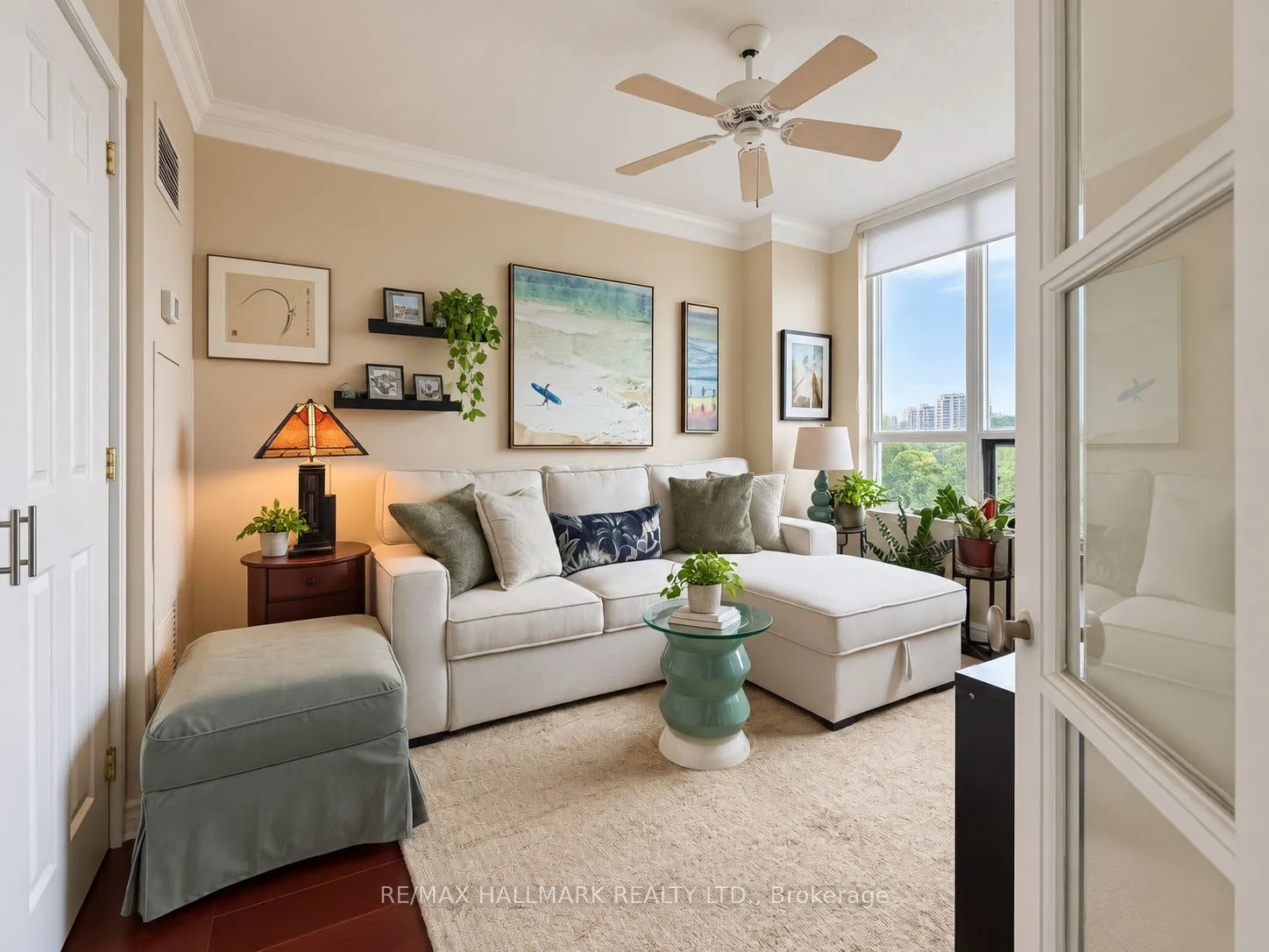 253 Merton Street #1006